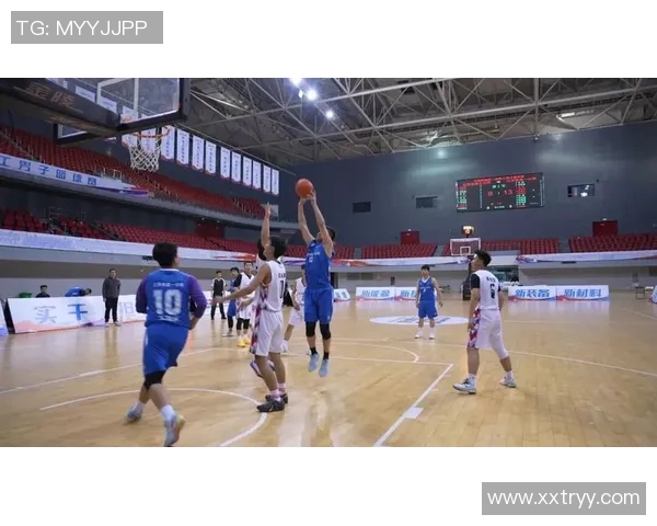 杭州篮球队在冠军赛中的耐力表现分析与精彩瞬间回顾