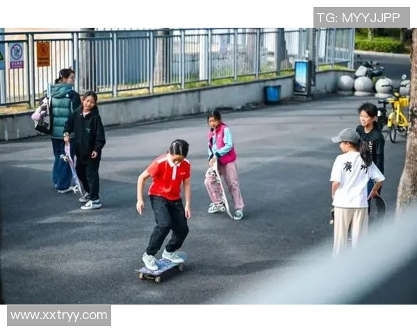 广州滑板队运营创新探索:重塑团队发展与城市文化的融合之路 广州滑板队运营创新探索:重塑团队发展与城市文化的融合之路